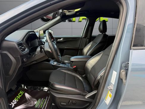 Used 2025 Ford Escape ST-Line Select AWD/4WD image 16