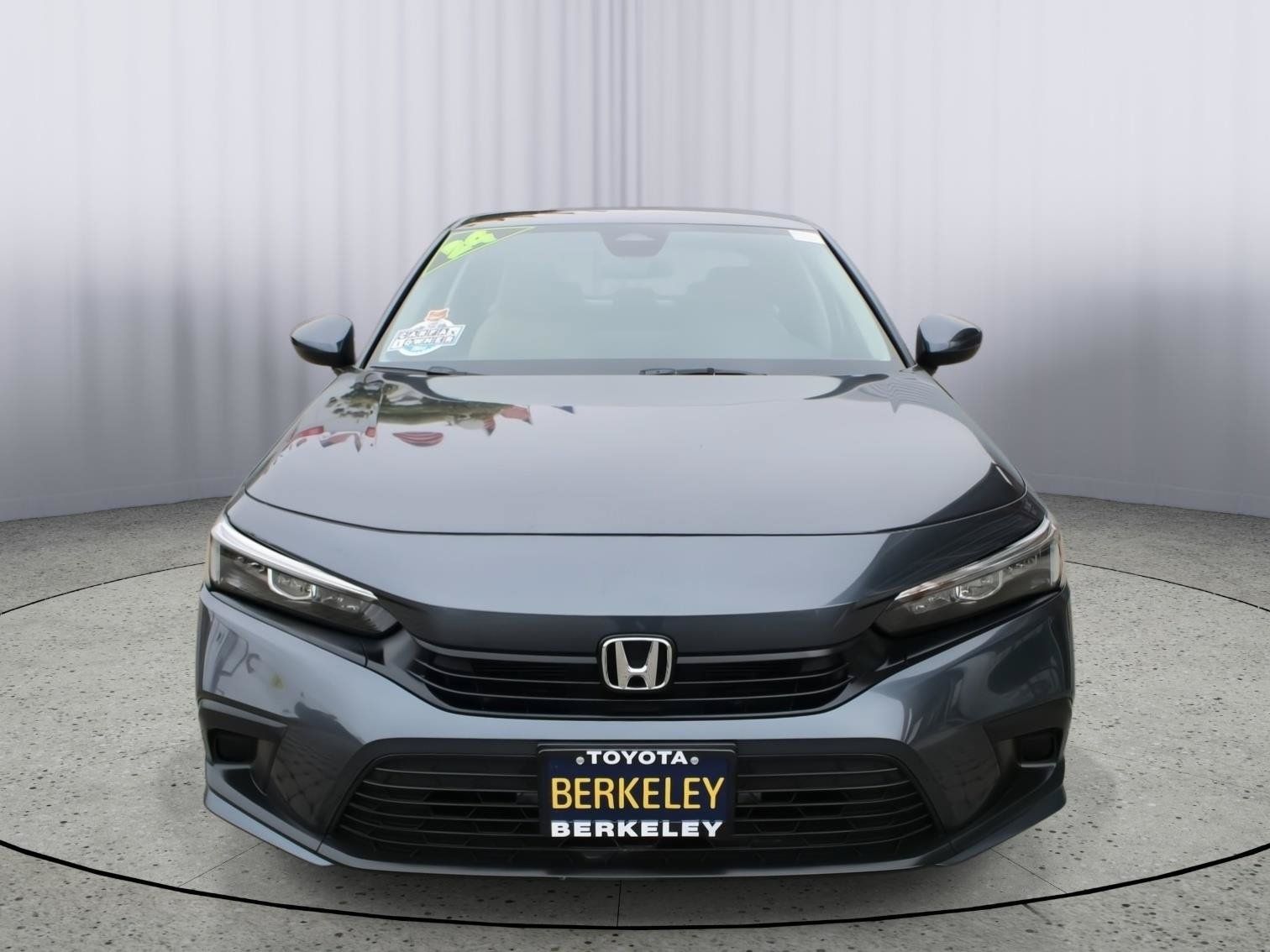 Used 2024 Honda Civic LX image 3