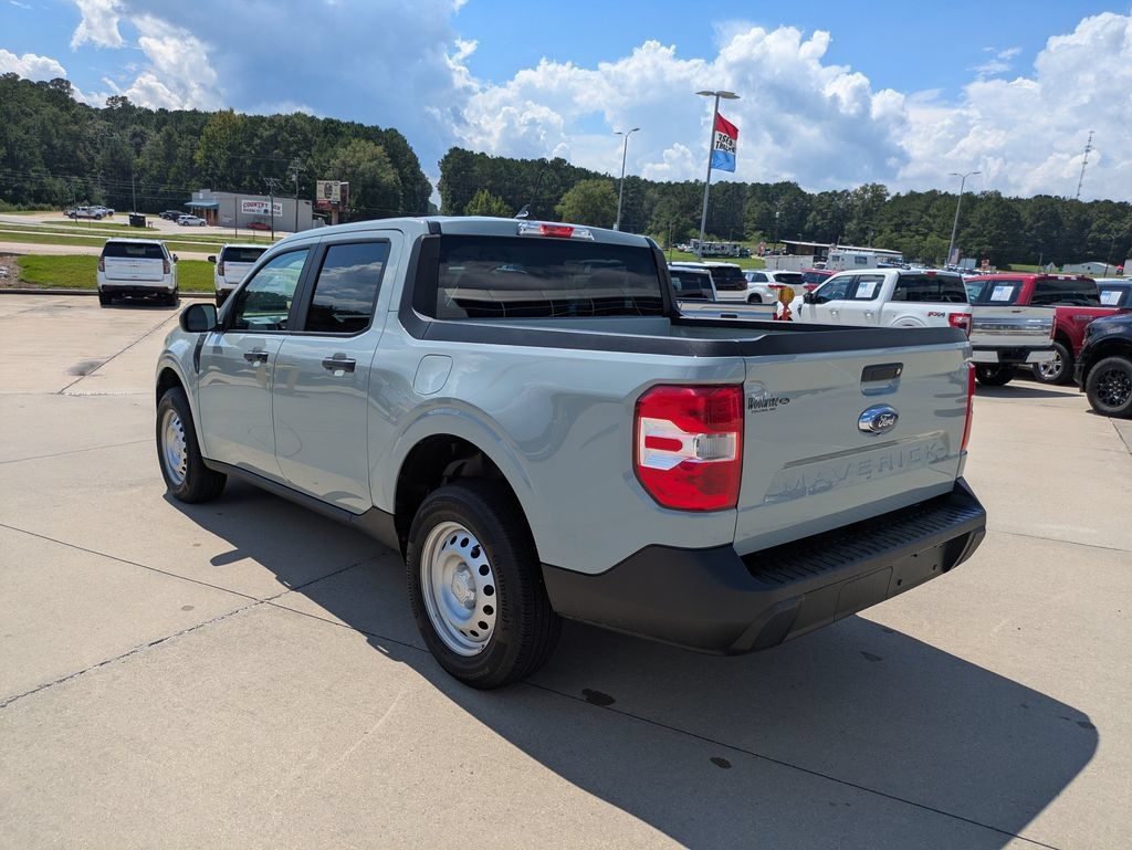 Used 2024 Ford Maverick XL FWD image 3