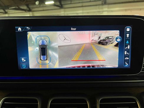 Certified 2024 Mercedes-Benz GLS 580 4MATIC image 40