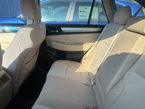 Used 2015 Subaru Outback 2.5i Premium w/ Popular Package #1 AWD/4WD image 8