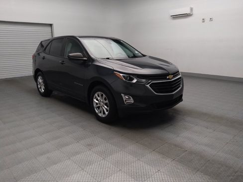Used 2020 Chevrolet Equinox LS w/ LPO, Cargo Package FWD image 13