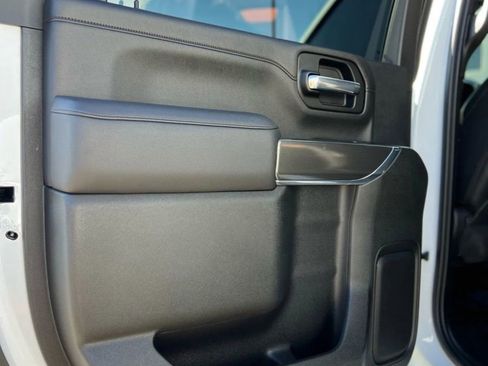 Used 2021 GMC Sierra 3500 AT4 w/ AT4 Premium Plus Package image 14