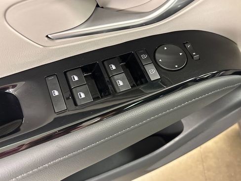 Used 2026 Hyundai Tucson Limited image 24