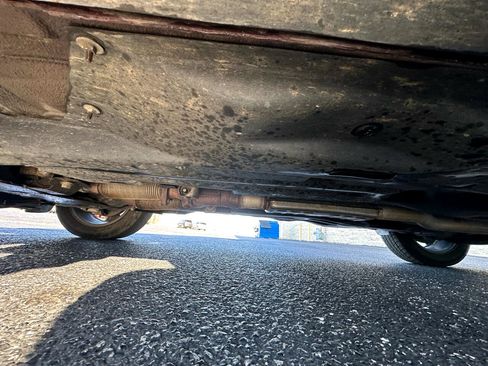 Used 2019 Jeep Cherokee Limited image 19