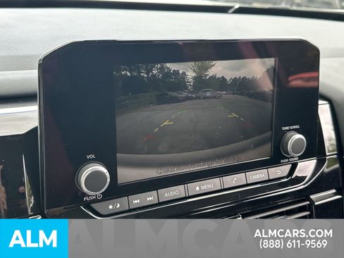 Certified 2025 Nissan Pathfinder SV w/ SV Premium Package image 10