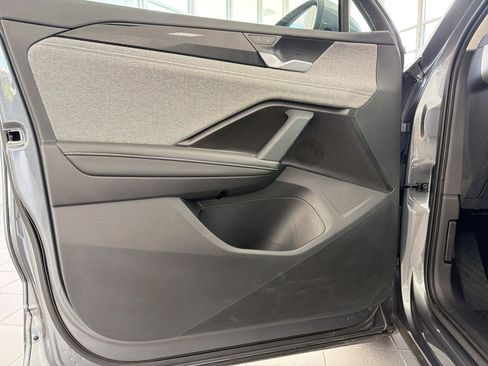 Used 2025 Volkswagen Tiguan S FWD image 20