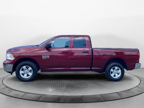 Used 2024 RAM 1500 Classic SLT AWD/4WD image 2