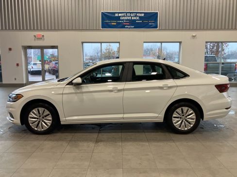 Used 2019 Volkswagen Jetta S w/ Driver Assistance Package image 8