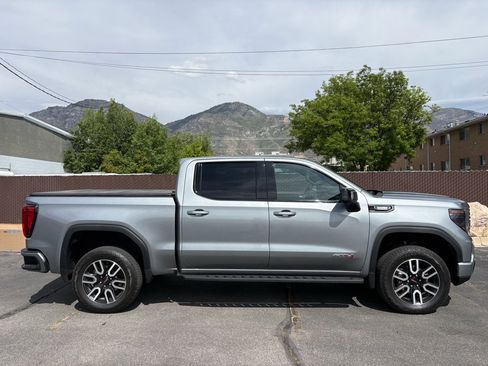 Used 2025 GMC Sierra 1500 AT4 w/ AT4 Premium Package AWD/4WD image 2