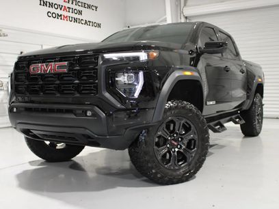 Used 2025 GMC Canyon Elevation w/ Convenience Package