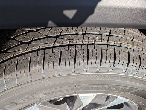 New 2026 Chevrolet Equinox LT w/ Convenience Package II image 12