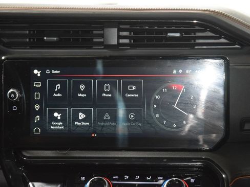 Used 2024 GMC Sierra 2500 AT4 w/ AT4 Premium Plus Package AWD/4WD image 36