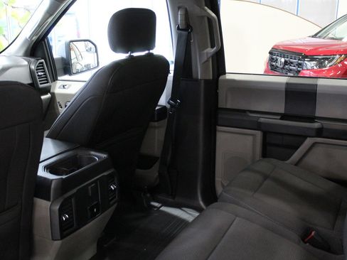 Used 2018 Ford F150 XL w/ Equipment Group 101A Mid image 11