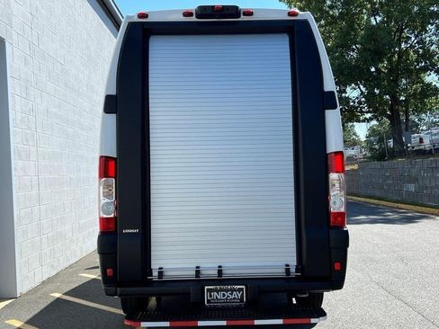 Used 2024 RAM ProMaster 3500 w/ Delivery Van Package image 5