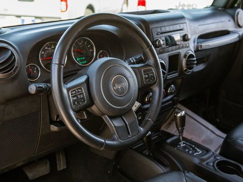 Used 2018 Jeep Wrangler Sport w/ Connectivity Group image 10