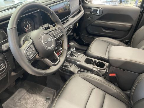 New 2025 Jeep Wrangler Unlimited Rubicon 392 image 16