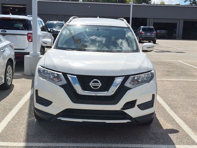 Used 2017 Nissan Rogue SV FWD image 2