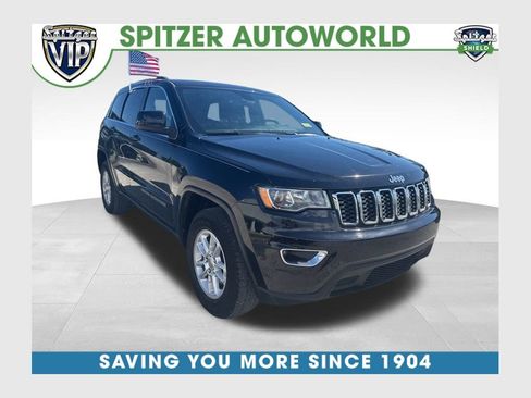 Used 2019 Jeep Grand Cherokee Laredo image 1