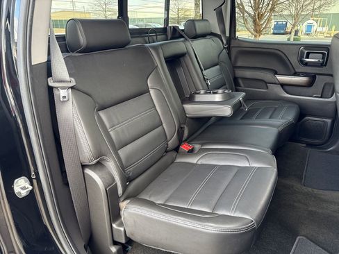 Used 2018 GMC Sierra 1500 Denali w/ Denali Ultimate Package image 38