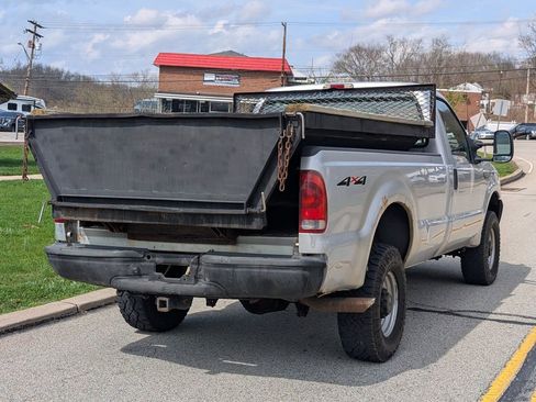 Used 1999 Ford F350 XL image 6