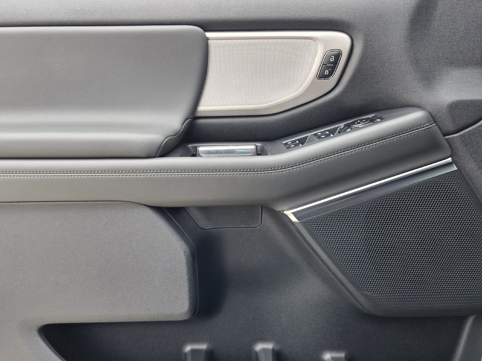 New 2026 Ford Expedition Max Active RWD image 26