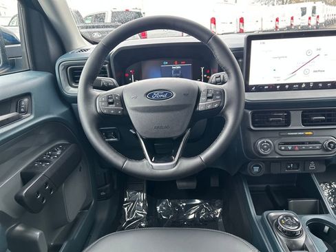 New 2026 Ford Maverick Lariat w/ Black Appearance Package image 17