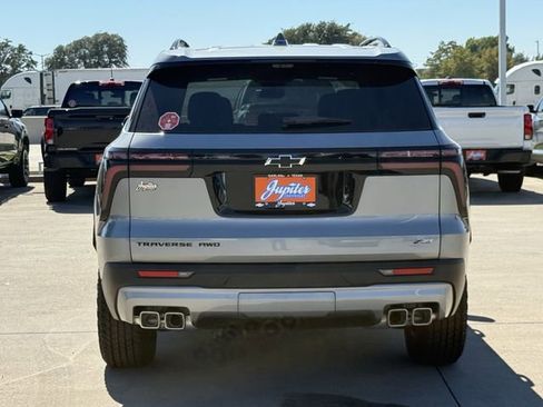 New 2026 Chevrolet Traverse Z71 w/ Driver Confidence Package image 5