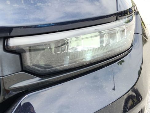 Used 2023 Jeep Grand Cherokee Trailhawk AWD/4WD image 9