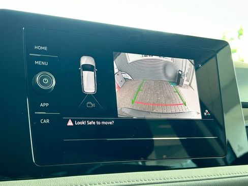 Used 2025 Volkswagen Taos S image 23