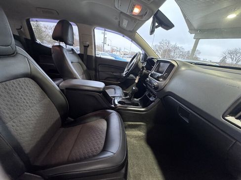 Used 2015 Chevrolet Colorado Z71 image 15