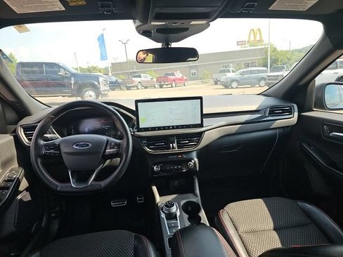 Used 2024 Ford Escape ST-Line w/ Tech Pack #1 AWD/4WD image 16