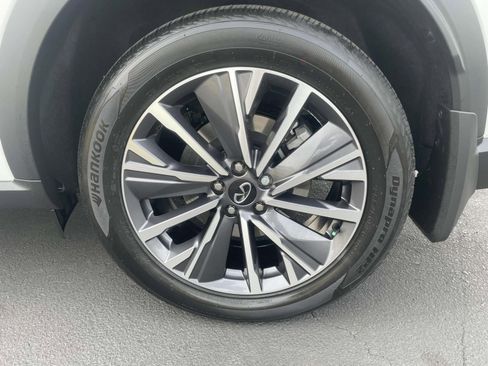 Used 2026 INFINITI QX60 Luxe w/ Cargo Package FWD image 7