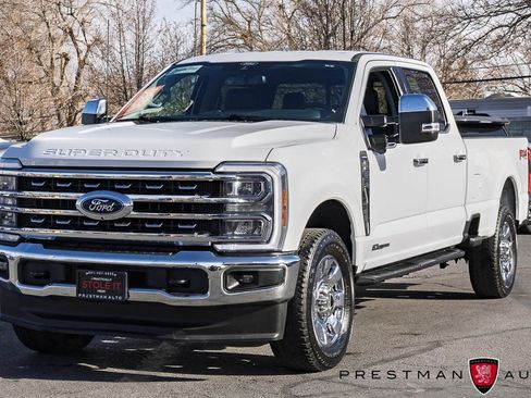 Used 2025 Ford F350 Lariat w/ Chrome Package image 19