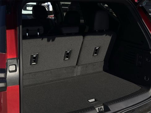 New 2026 Chevrolet Traverse RS image 28