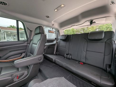 Used 2018 Chevrolet Tahoe Premier RWD image 45