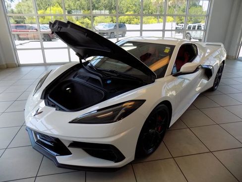 Used 2021 Chevrolet Corvette Stingray Premium Cpe w/ Z51 Performance Package RWD image 56