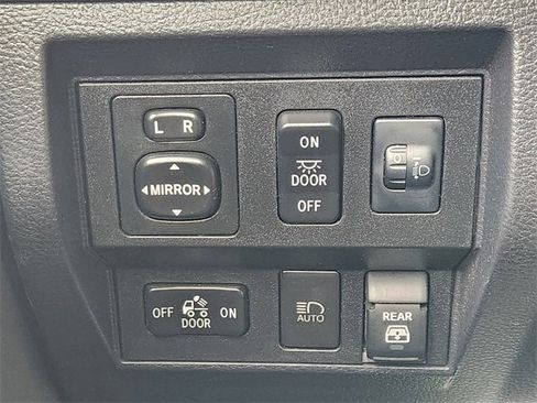 Used 2021 Toyota Tundra SR5 image 15