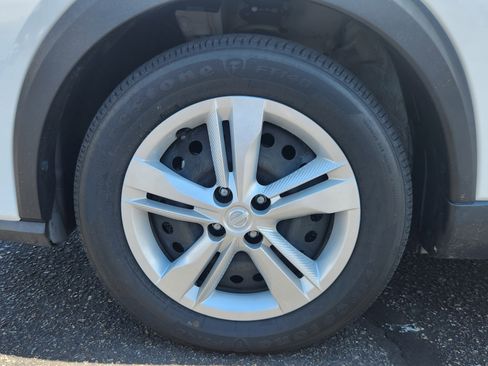 Used 2021 Nissan Kicks S image 14