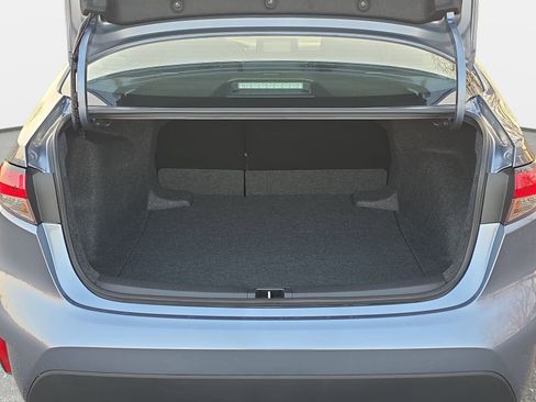 Used 2025 Toyota Corolla LE image 12