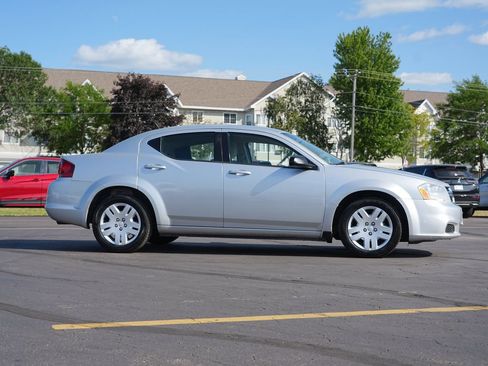 Used 2011 Dodge Avenger Express FWD image 2