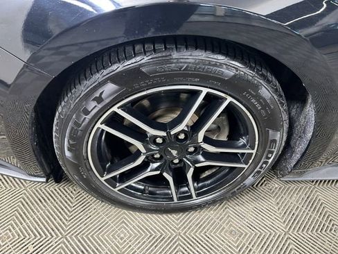 Used 2021 Ford Mustang Premium image 11