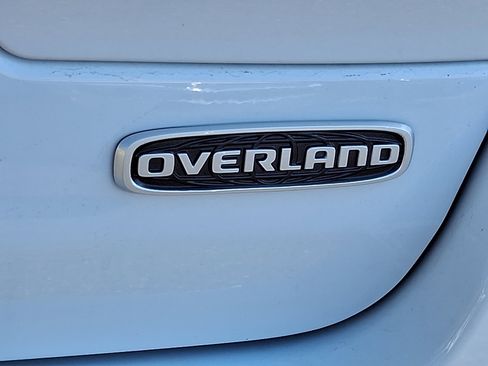 Certified 2025 Jeep Grand Cherokee Overland w/ Adv Protech Group III AWD/4WD image 32