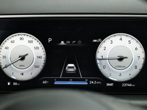 Used 2023 Hyundai Tucson Limited image 31