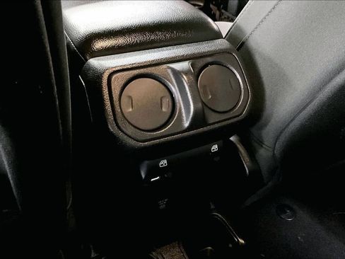 Used 2021 Jeep Wrangler Unlimited Rubicon w/ LED Lighting Group image 10