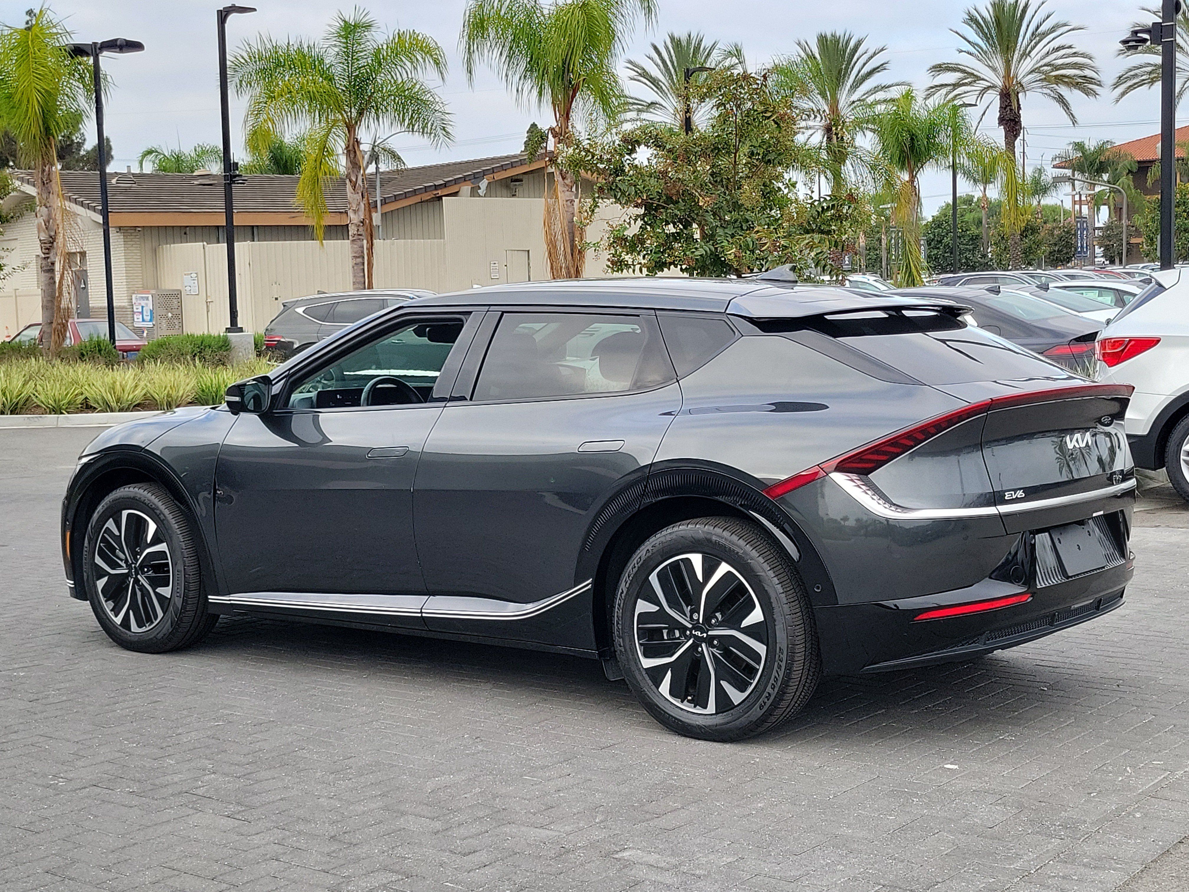 Used 2024 Kia EV6 Wind w/ Wind Technology Package RWD image 29