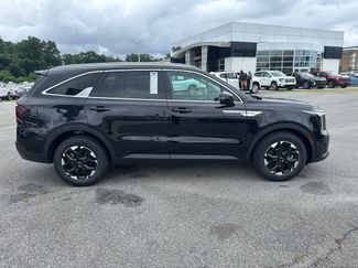 New 2025 Kia Sorento S w/ Panoramic Sunroof Package video 2