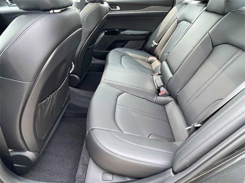 New 2025 Kia K5 EX image 19