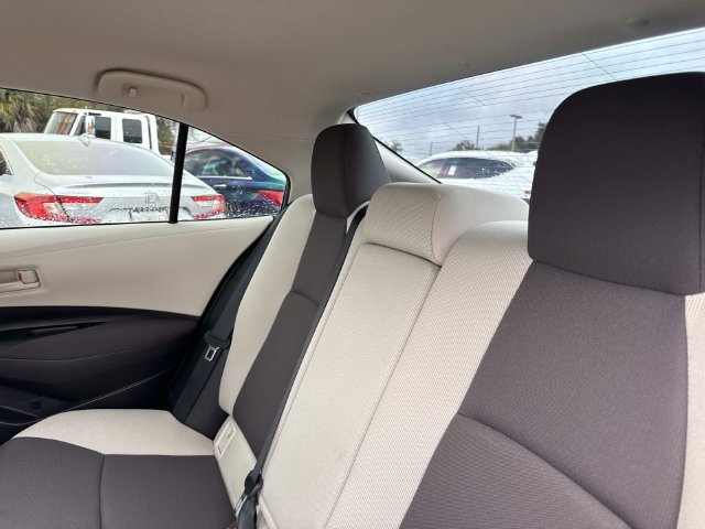 Used 2024 Toyota Corolla LE FWD image 13