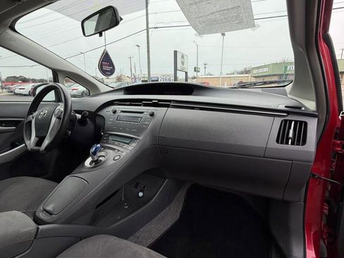 Used 2010 Toyota Prius Two image 15